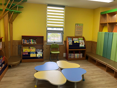 2층 어린이자료실 - 책 읽어주는 방